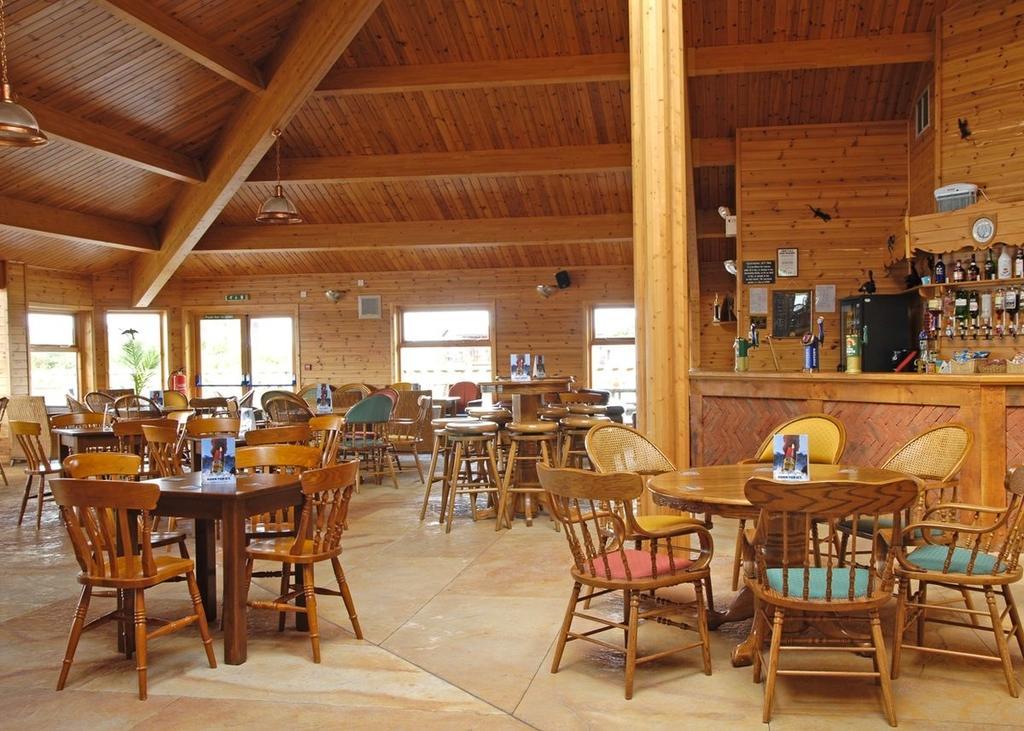 The Springs Lakeside Holiday Park Fladbury Chambre photo