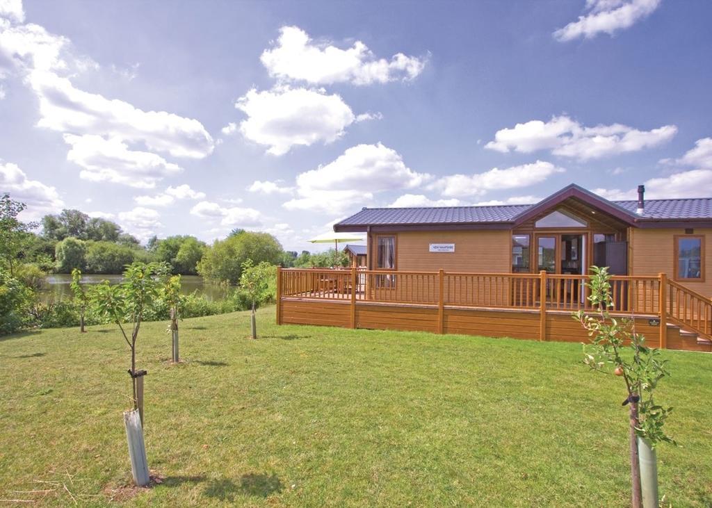 The Springs Lakeside Holiday Park Fladbury Chambre photo